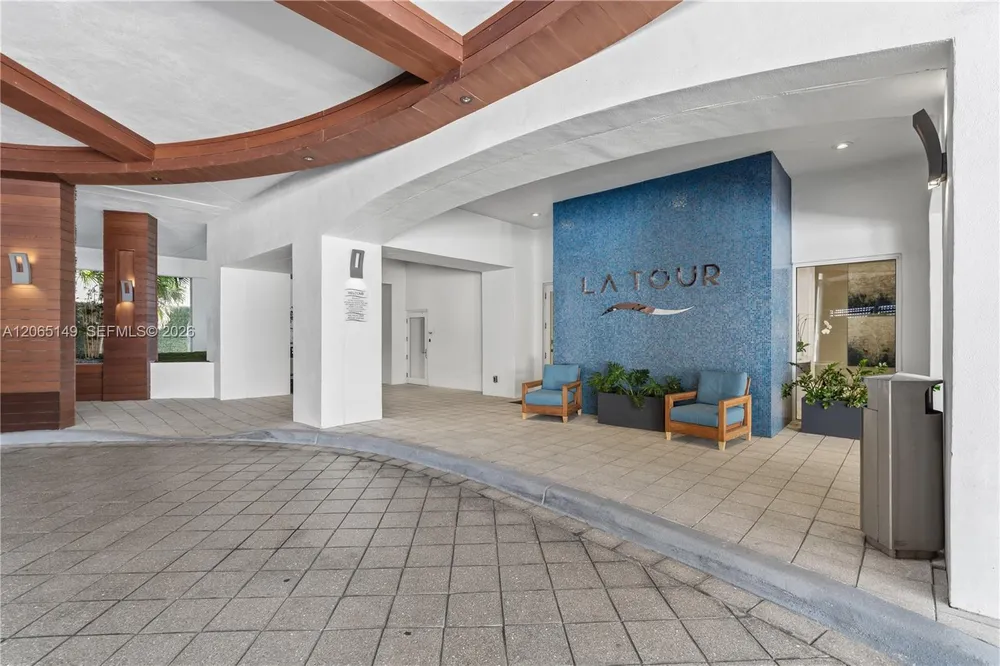 4201 Collins Ave, Miami Beach, FL 33140