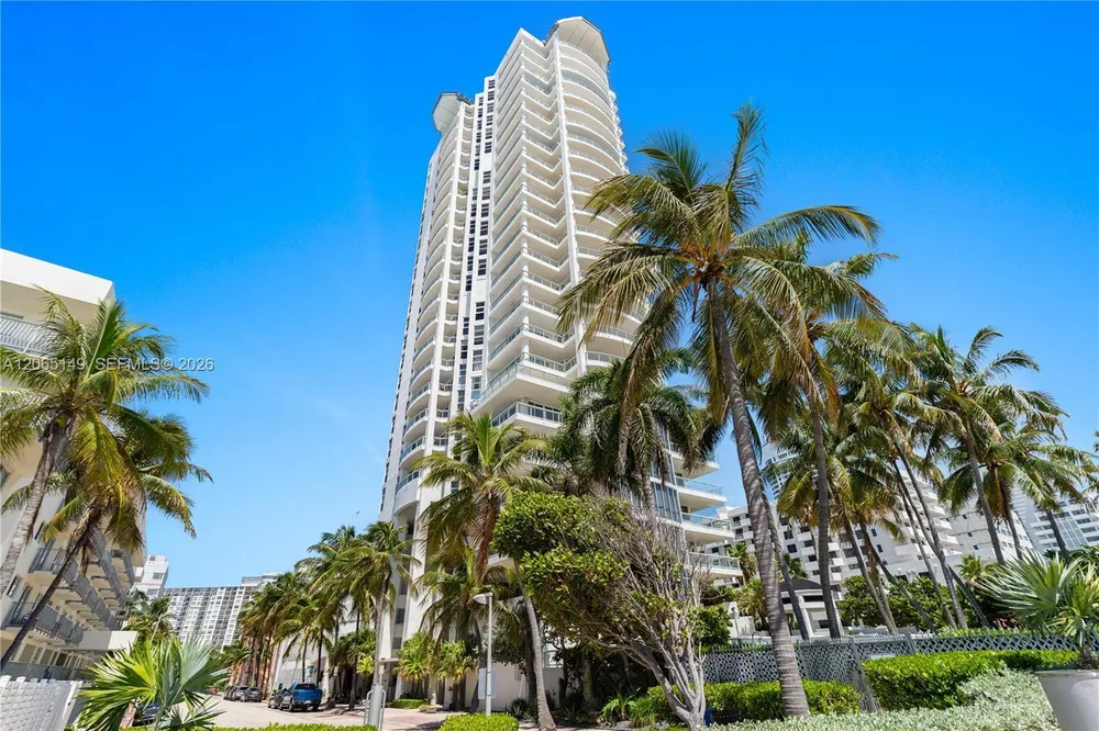 4201 Collins Ave, Miami Beach, FL 33140