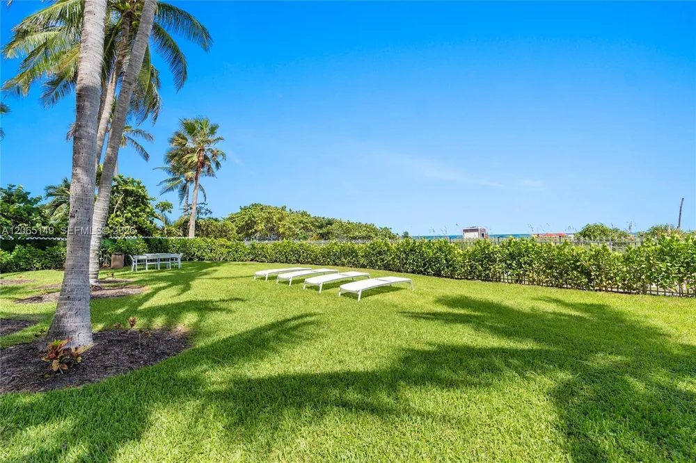 4201 Collins Ave, Miami Beach, FL 33140