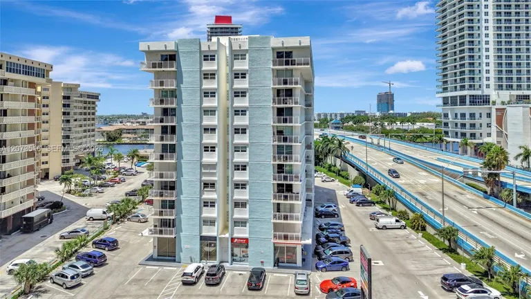 1801 S Ocean Dr, Hallandale Beach, FL 33009