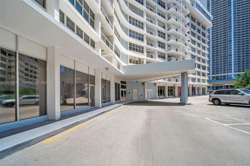 1801 S Ocean Dr, Hallandale Beach, FL 33009