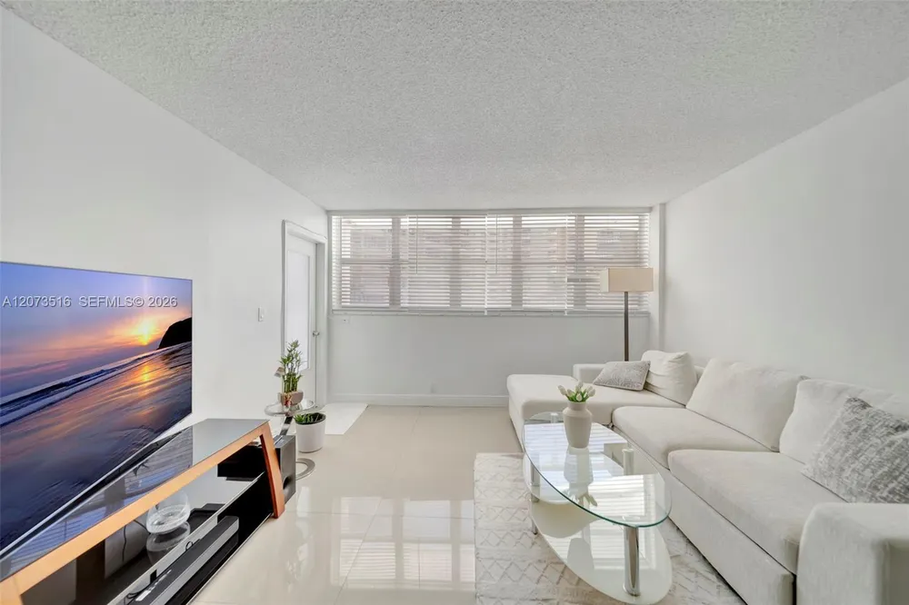 1801 S Ocean Dr, Hallandale Beach, FL 33009