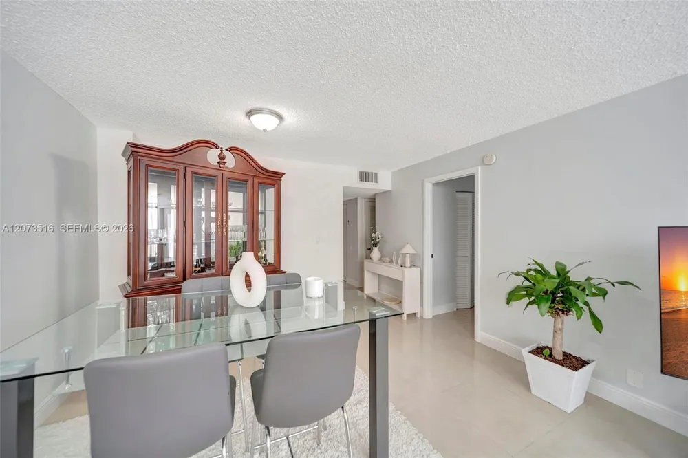1801 S Ocean Dr, Hallandale Beach, FL 33009
