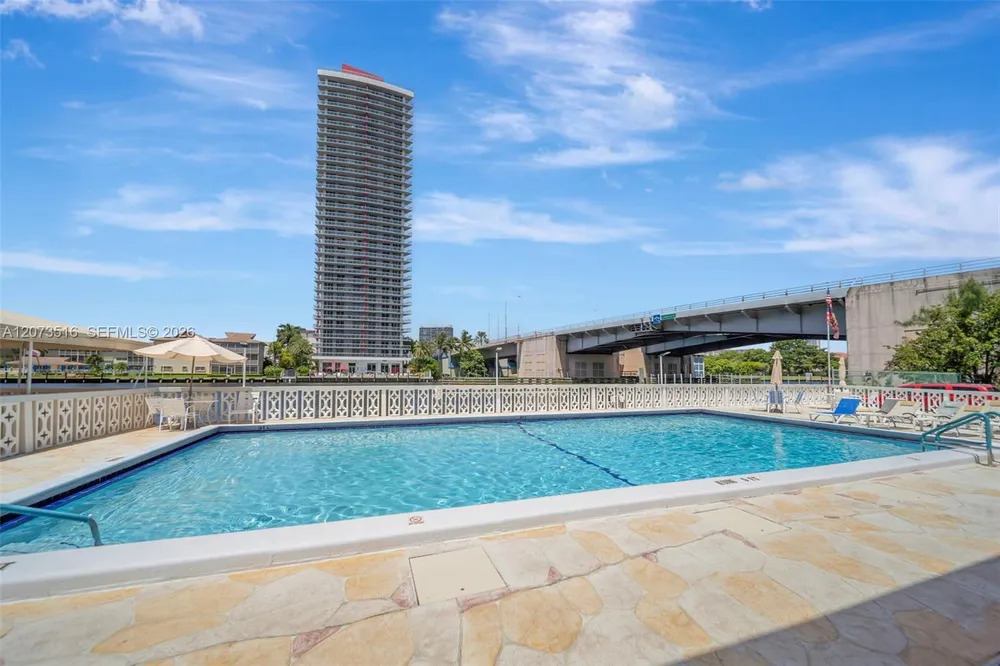 1801 S Ocean Dr, Hallandale Beach, FL 33009