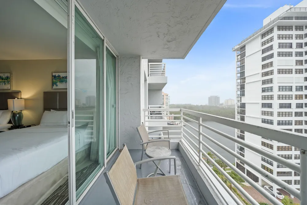 2670 E Sunrise Blvd, Fort Lauderdale, FL 33304