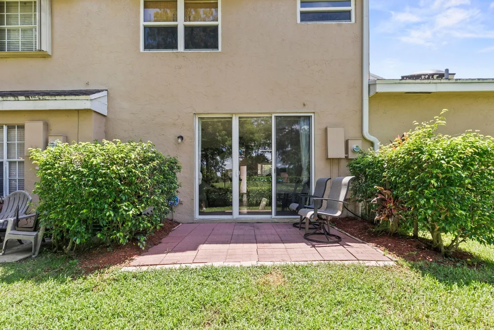 7127 Woodmont Way, Tamarac, FL 33321