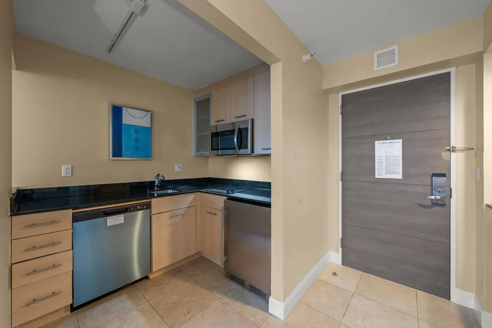 2670 E Sunrise Blvd, Fort Lauderdale, FL 33304