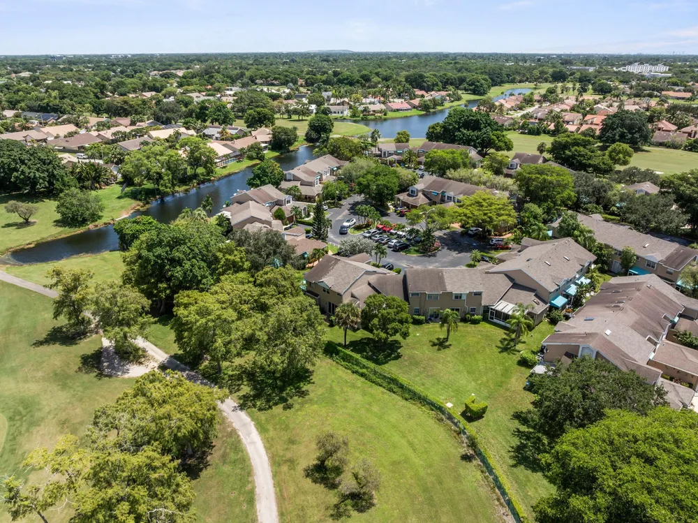 7127 Woodmont Way, Tamarac, FL 33321