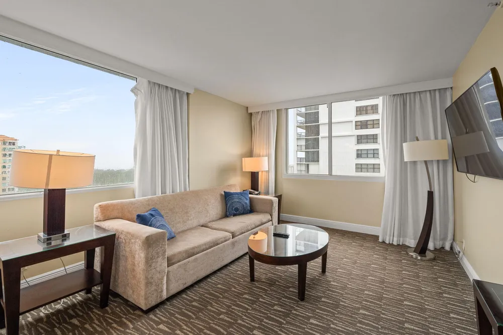 2670 E Sunrise Blvd, Fort Lauderdale, FL 33304
