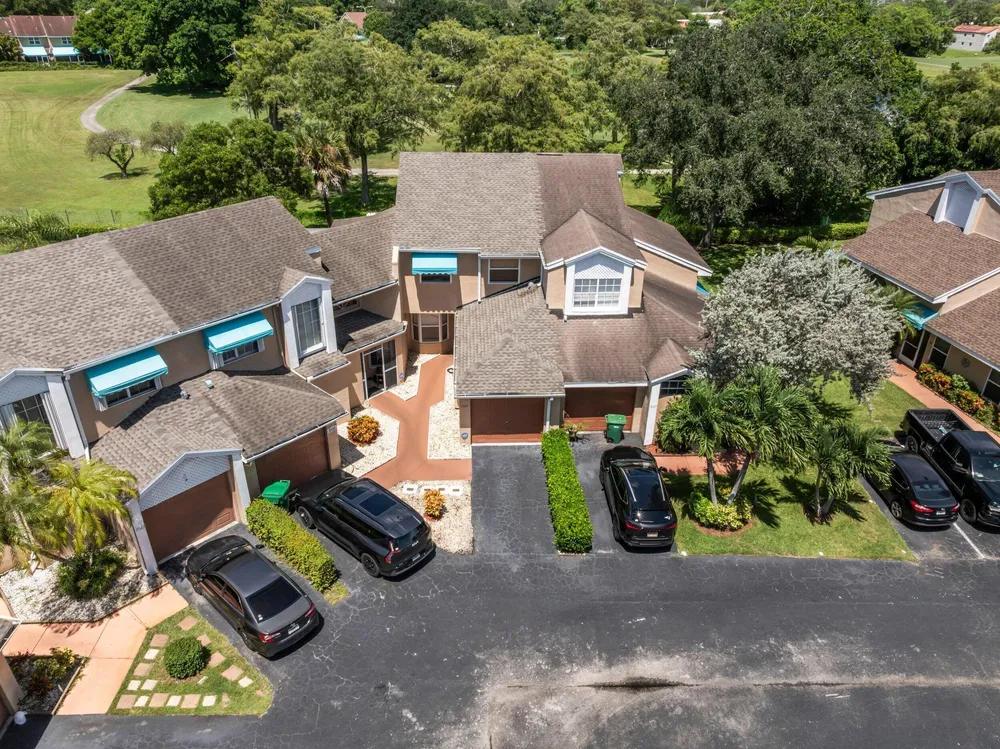 7127 Woodmont Way, Tamarac, FL 33321