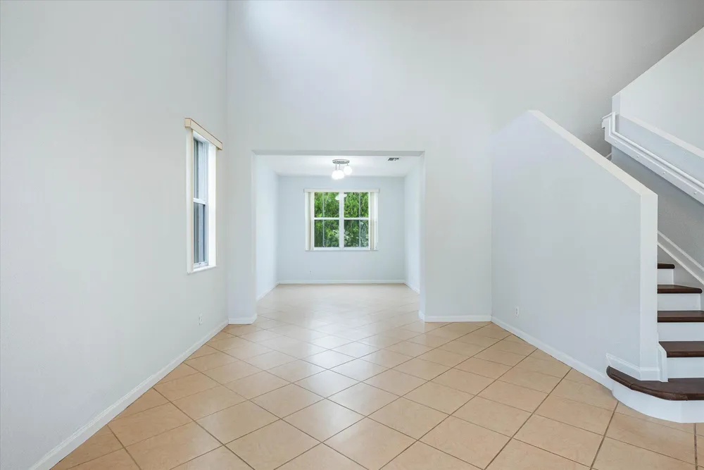 890 Hawthorn Terrace, Weston, FL 33327