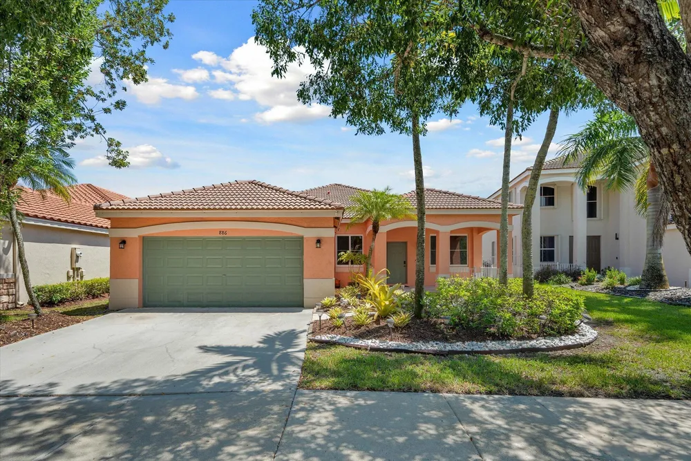886 Sunflower Circle, Weston, FL 33327