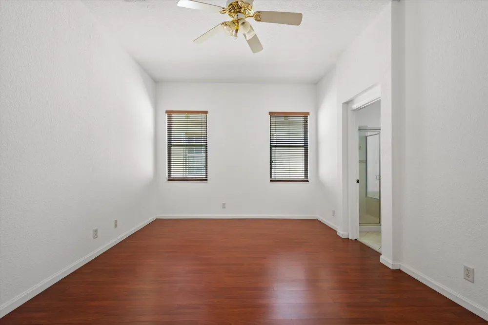 886 Sunflower Circle, Weston, FL 33327