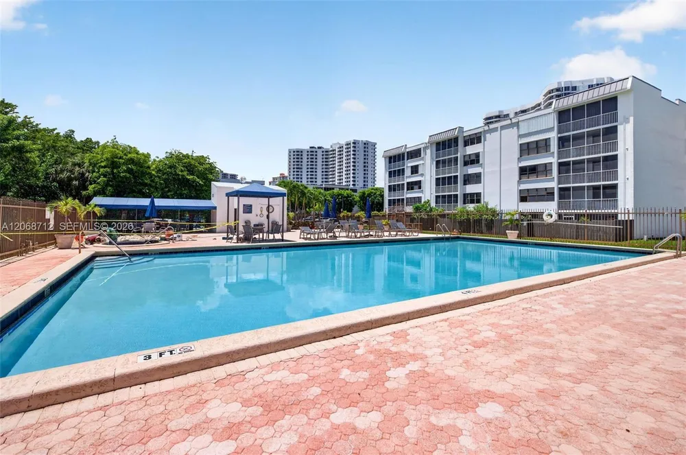 3350 NE 192nd St, Aventura, FL 33180
