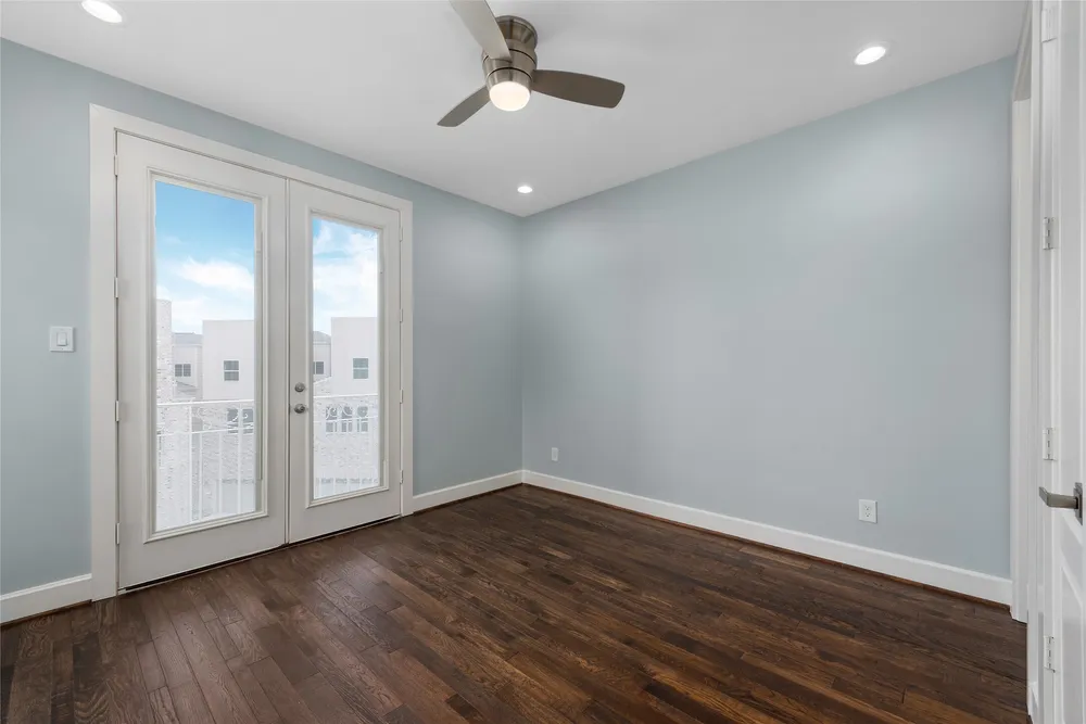 9406 Glenfield Ct, Houston, TX 77096