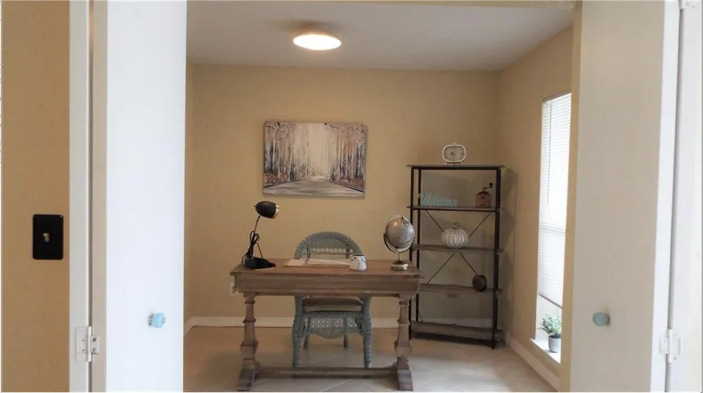 833 Riverside Dr, Coral Springs, FL 33071