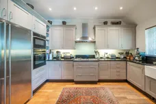 Woodfield Avenue, London, SW16 photo 3
