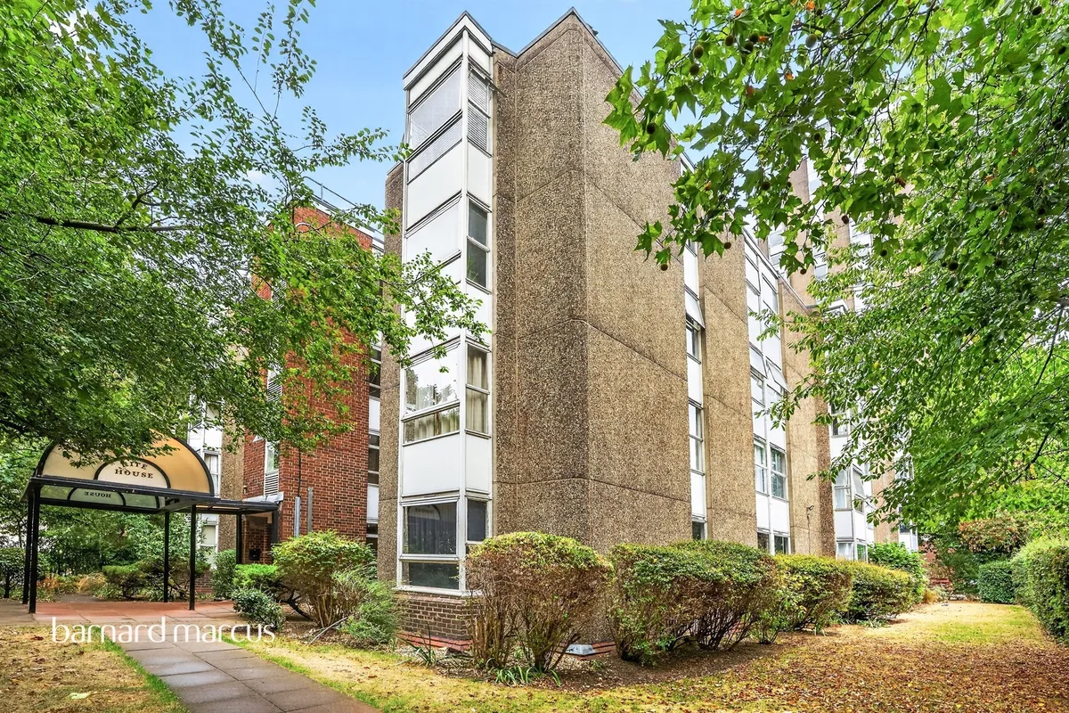 Meyrick Road, London