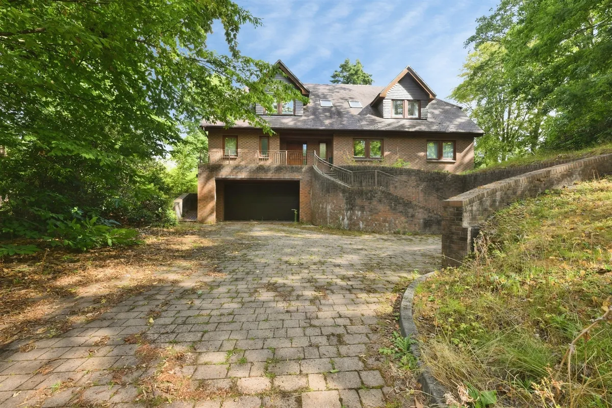 Oaklands Rise, WELWYN