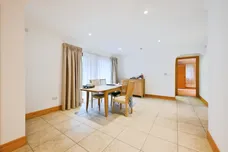 Oaklands Rise, WELWYN