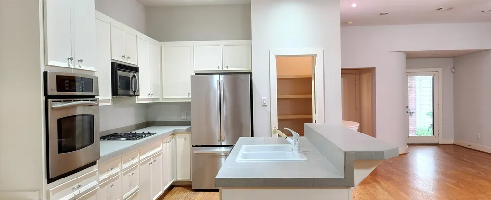 9821 Meredith Elise Ct, Houston, TX 77025