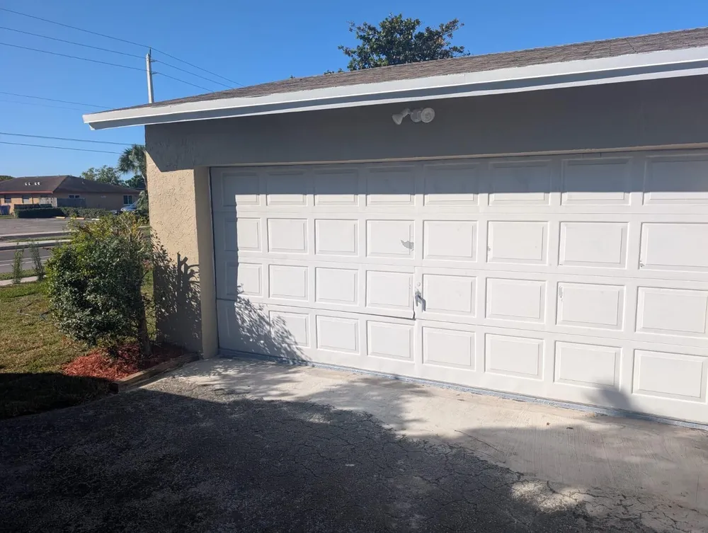 7713 Kimberly Blvd, North Lauderdale, FL 33068