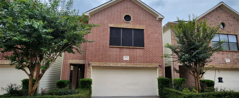 9821 Meredith Elise Ct, Houston, TX 77025