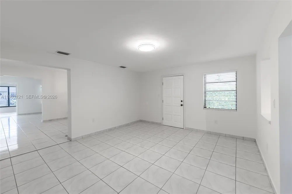 1631 SW 21st St, Miami, FL 33145