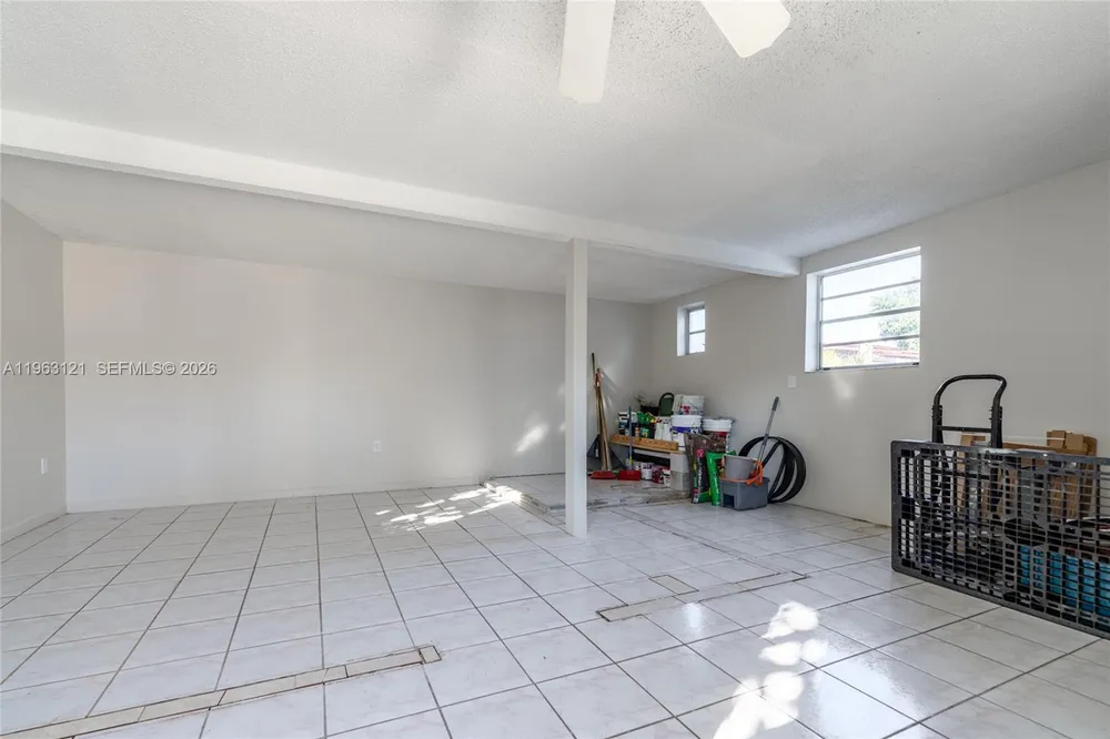 1631 SW 21st St, Miami, FL 33145