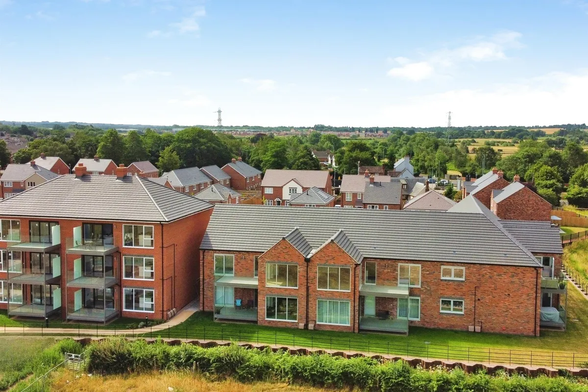 Hatfield Court, Tamworth