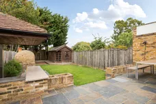 Kenver Avenue, Finchley, N12 photo 15