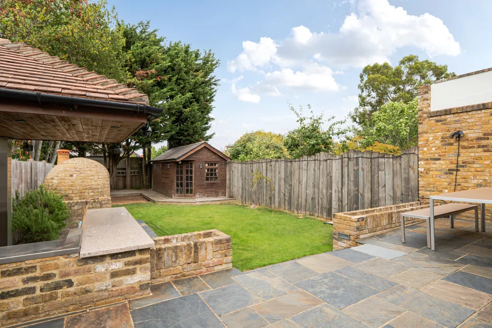 Kenver Avenue, Finchley, N12 photo 15