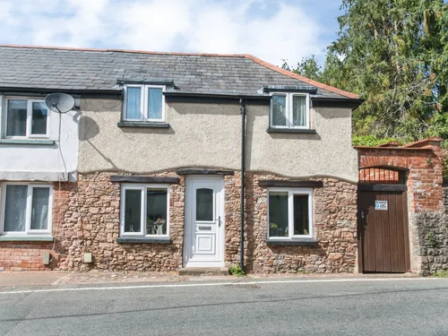 Commercial Road, Uffculme, Cullomptonphoto