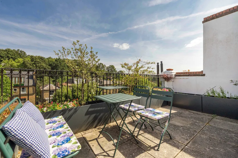 Denning Road, London, NW3 photo 13