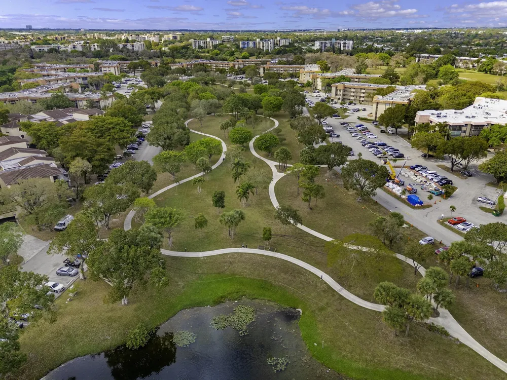 6260 S Falls Circle Dr, Lauderhill, FL 33319