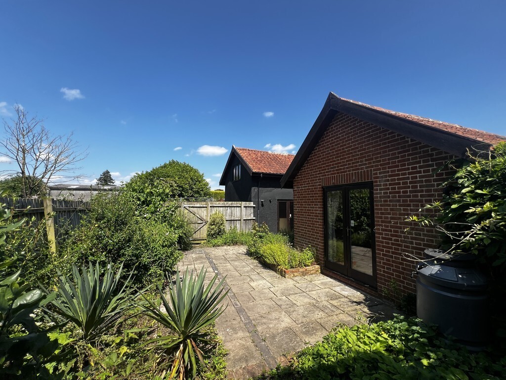 High Road, Needham Image 16