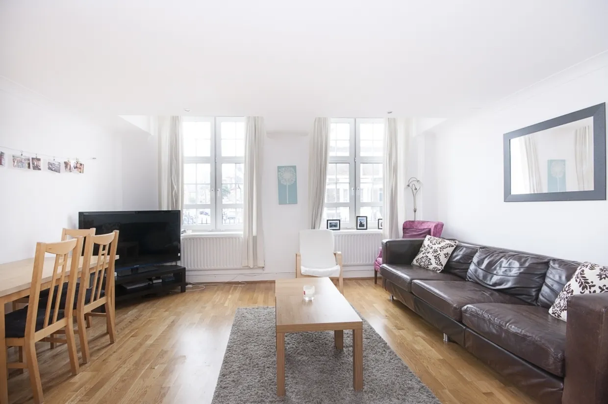 Ferndale Road Clapham SW4 photo 1