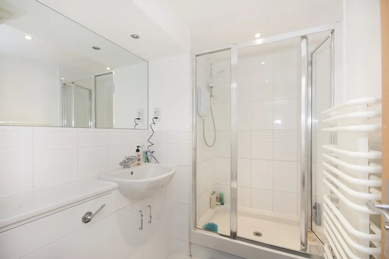 Ferndale Road Clapham SW4 photo 5