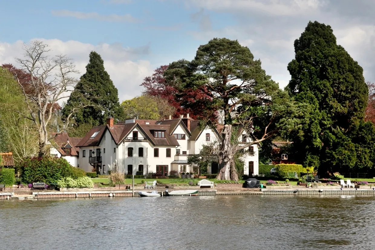 Riversdale Bourne End SL8 photo 1