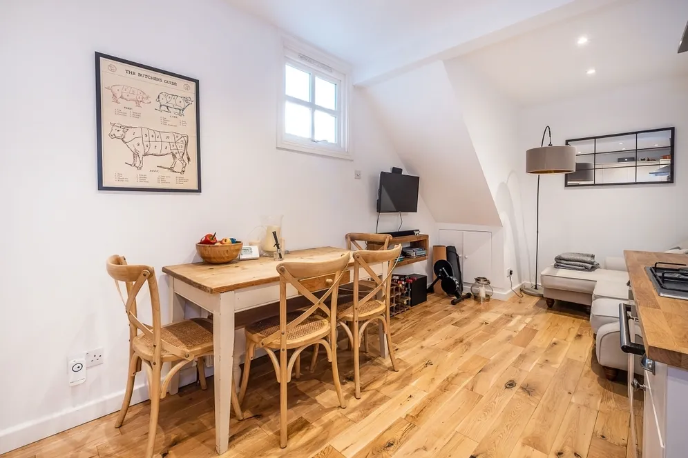 Radbourne Road, SW12 photo 2