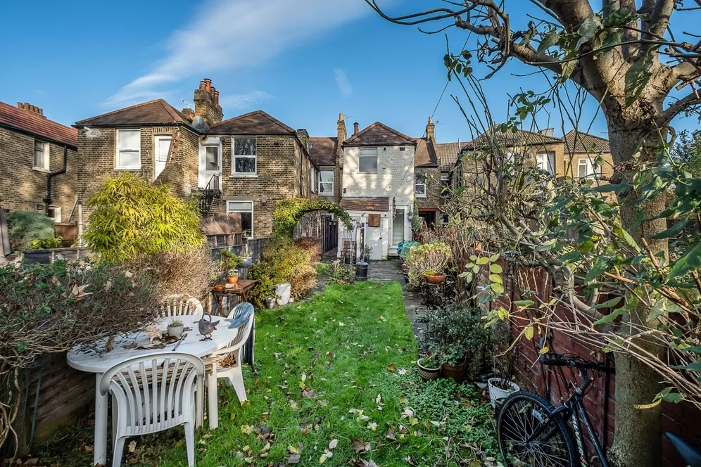 Radbourne Road, SW12 photo 3
