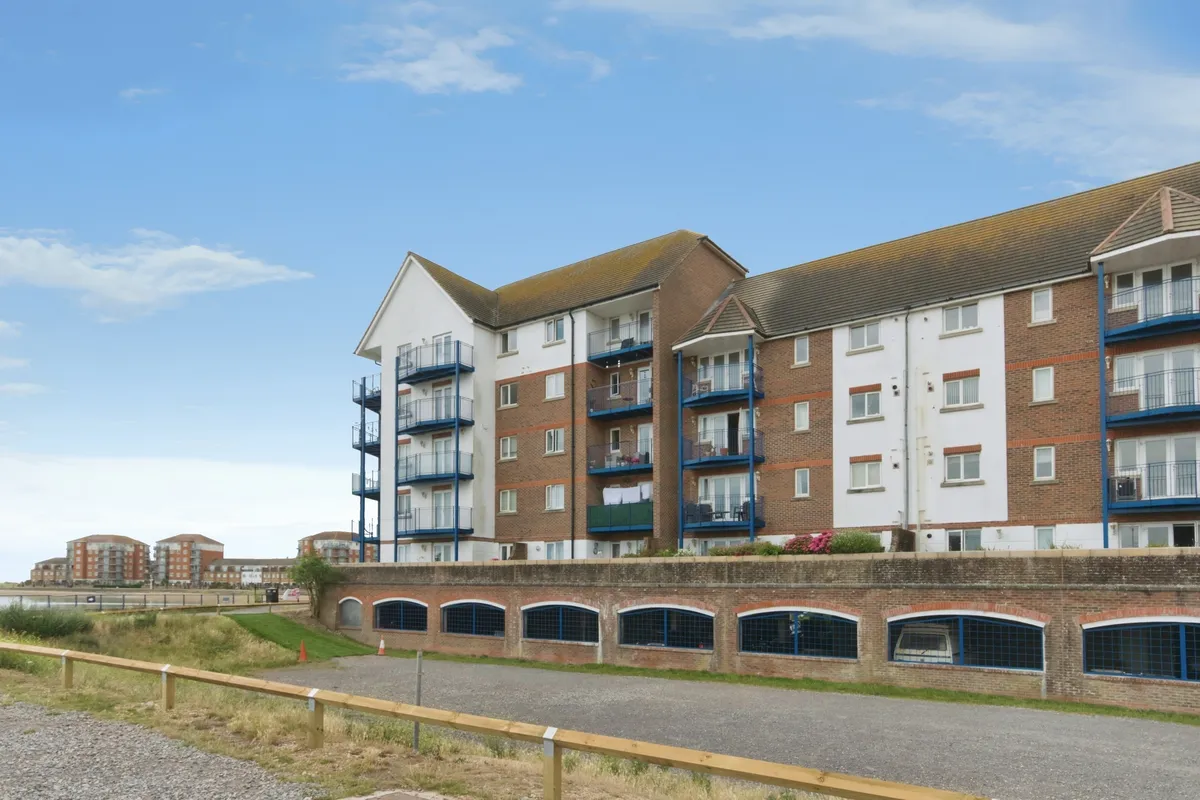 Bermuda Place, EASTBOURNE