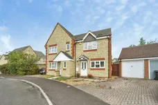Century Close, Faringdon