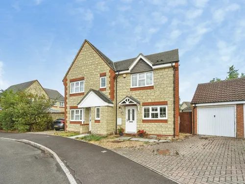 Century Close, Faringdonphoto