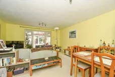 Century Close, Faringdon