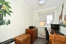 Century Close, Faringdon