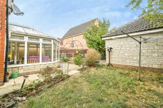 Century Close, Faringdon