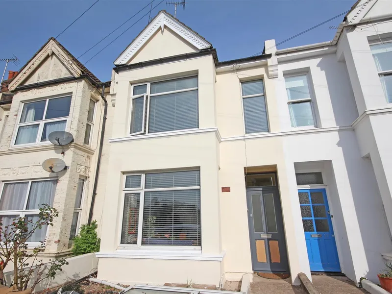 Property thumbnail 1 out of 3