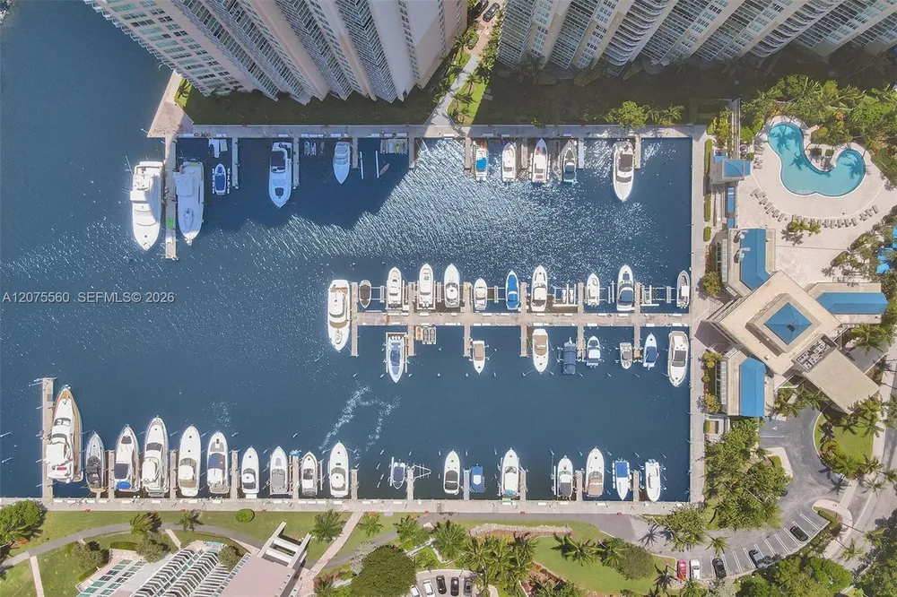 3370 Hidden Bay Dr, Miami, FL 33180