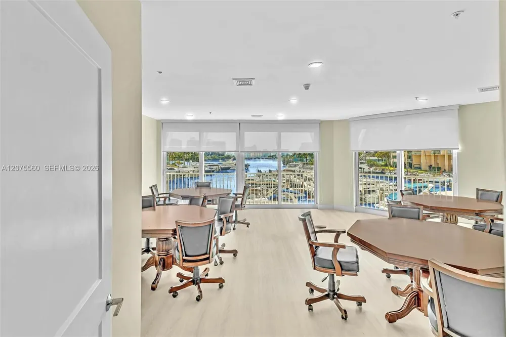 3370 Hidden Bay Dr, Miami, FL 33180